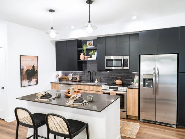2 BR, 2 BA Apartment 1701 54th Avenue North Unit A202, Nashville, TN 37209