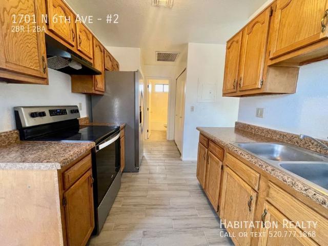 2 BR, 2 BA Apartment 1701 N 6th Ave, Tucson, AZ 85705