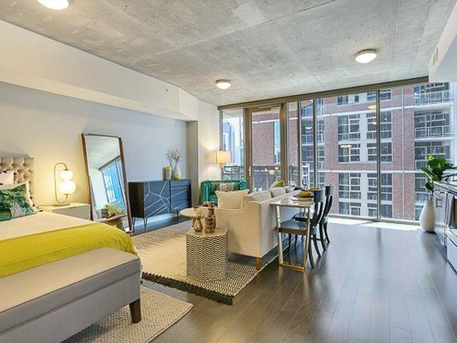 2 BR, 2 BA Apartment 1701 Payne Street Unit 1715, Dallas, TX 75201