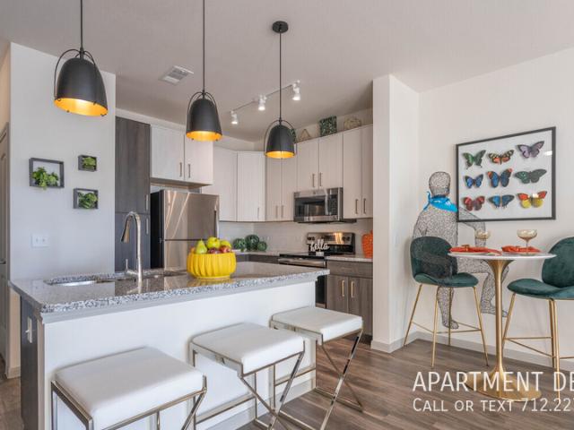 2 BR, 2 BA Apartment 1716 Sterling DrÂ, Baytown, TX 77523