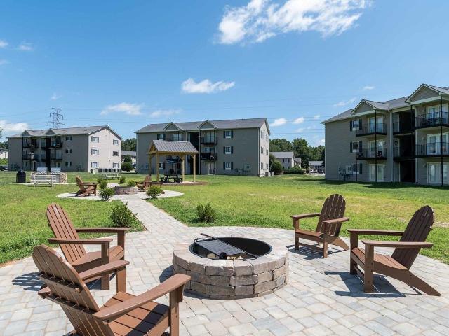 2 BR, 2 BA Apartment 171 Donaldson Drive Unit 173, Lincolnton, NC 28092