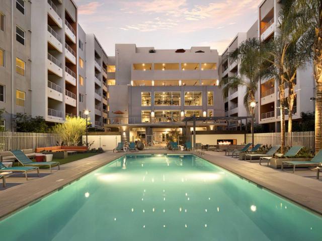 2 BR, 2 BA Apartment 1725 Auburn Way Unit 316, Anaheim, CA 92805