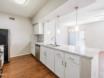 2 BR, 2 BA Apartment 17374 North 89th Avenue, Peoria, AZ 85382