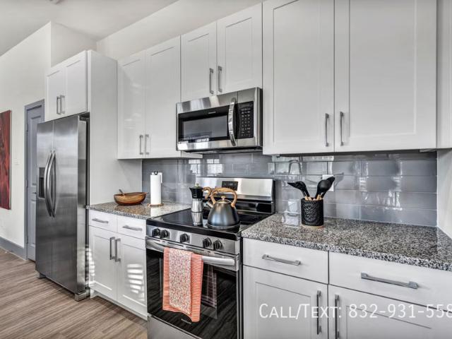 2 BR, 2 BA Apartment 1740 Trammel Fresno Rd, Fresno, TX 77545