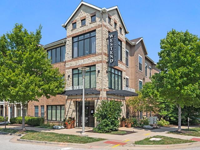 2 BR, 2 BA Apartment 17410 W 86th Terrace Unit 02206, Lenexa, KS 66219