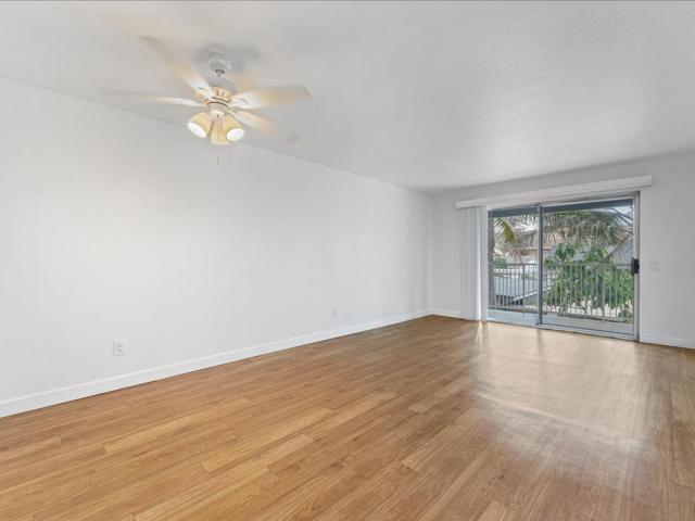 2 BR, 2 BA Apartment 1755 Sherman Pl Long Beach, CA 90804