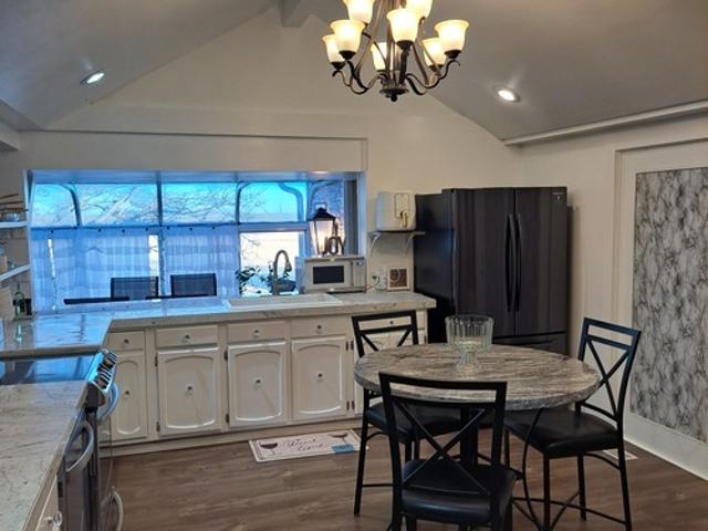 2 BR, 2 BA Apartment 1756 Walter Payton Memorial Hwy, Unit Apt. 2, Kewanee, IL 61443