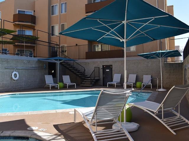 2 BR, 2 BA Apartment 17600 Burbank Boulevard Unit 308, Encino, CA 91316