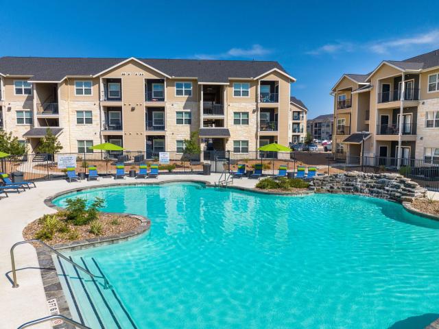 2 BR, 2 BA Apartment 1767 State Hwy 46 Unit 8108, New Braunfels, TX 78130