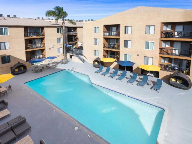 2 BR, 2 BA Apartment 17730 Lassen Street Unit 240, Northridge, CA 91325