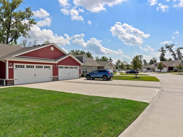 2 BR, 2 BA Apartment 17 Hawthorne Gate Drive Unit 26HG, Dayton, OH 45458