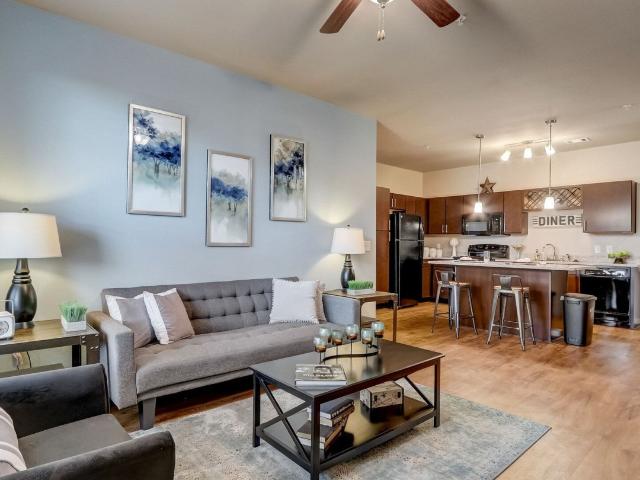 2 BR, 2 BA Apartment 1801 Oak St Unit 518, North Aurora, IL 60542