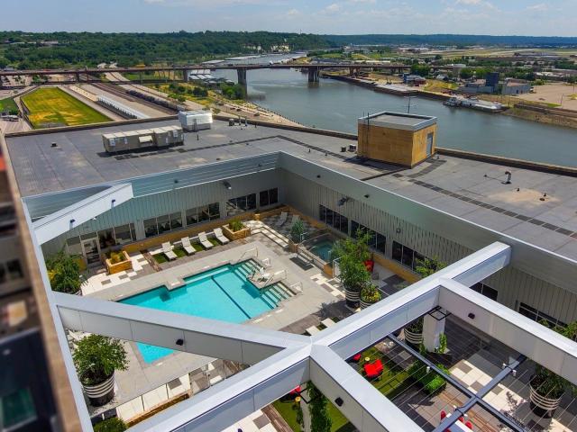 2 BR, 2 BA Apartment 180 Kellogg Blvd E Unit 1417, Saint Paul, MN 55101