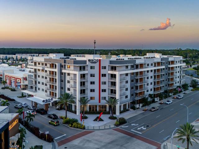 2 BR, 2 BA Apartment 1820 Legends Lane Unit M 421, Daytona Beach, FL 32114
