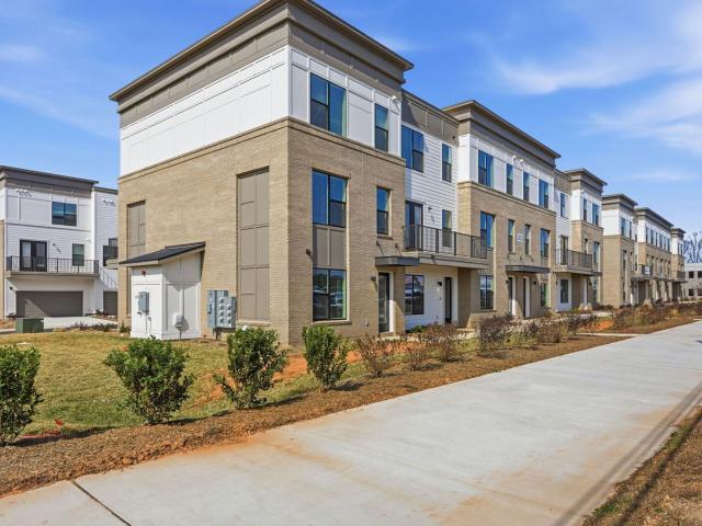 2 BR, 2 BA Apartment 18215 Caprio Street Unit 2207, Cornelius, NC 28031