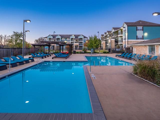 2 BR, 2 BA Apartment 1822 N Perkins Rd Unit Private Priced By Bed, Stillwater, OK 74075