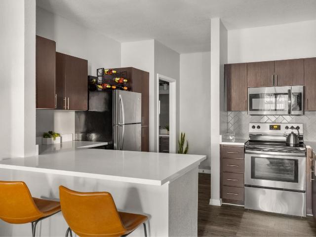 2 BR, 2 BA Apartment 18250 N 25th Ave Unit 2056, Phoenix, AZ 85023