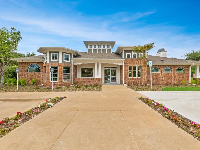 2 BR, 2 BA Apartment 1828 Sandy Point Rd Unit 5204, Bryan, TX 77807