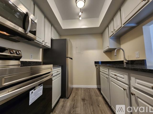 2 BR, 2 BA Apartment 18336 Streamside Drive, Unit 101, Gaithersburg, MD 20879