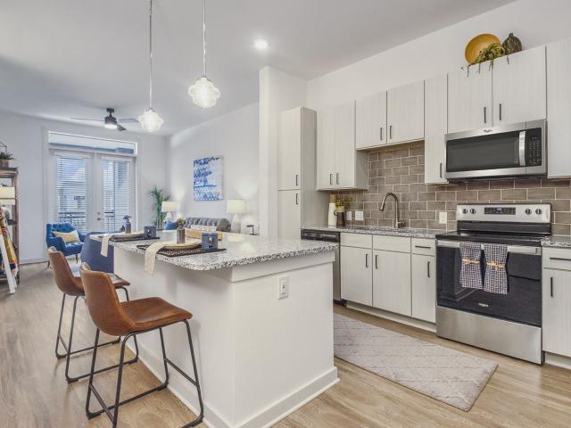 2 BR, 2 BA Apartment 1835 Morehead Ridge Drive Unit 007, Charlotte, NC 28208