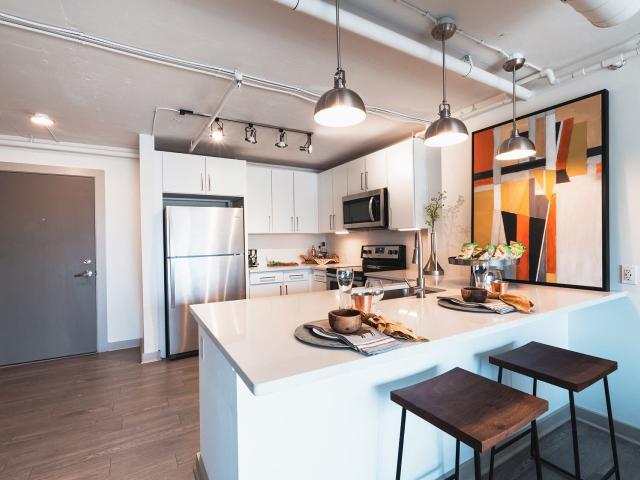 2 BR, 2 BA Apartment 1835 Union Ave Unit 0116, Memphis, TN 38104