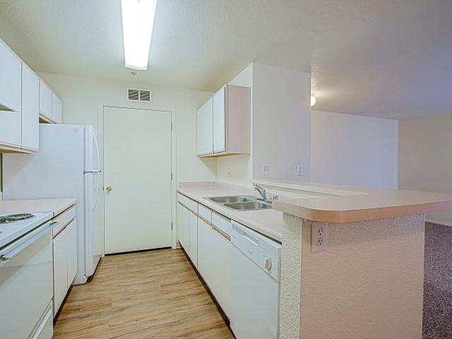 2 BR, 2 BA Apartment 1850 S Avenue B Unit 007E, Yuma, AZ 85364