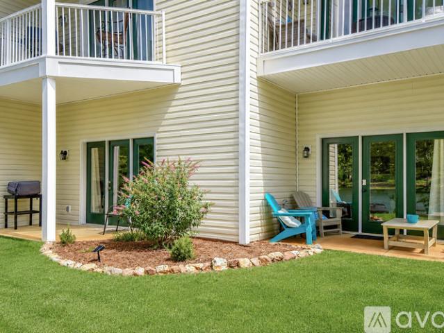 2 BR, 2 BA Apartment 185 Sunset Point Dr, Unit 611, Dadeville, AL 36853