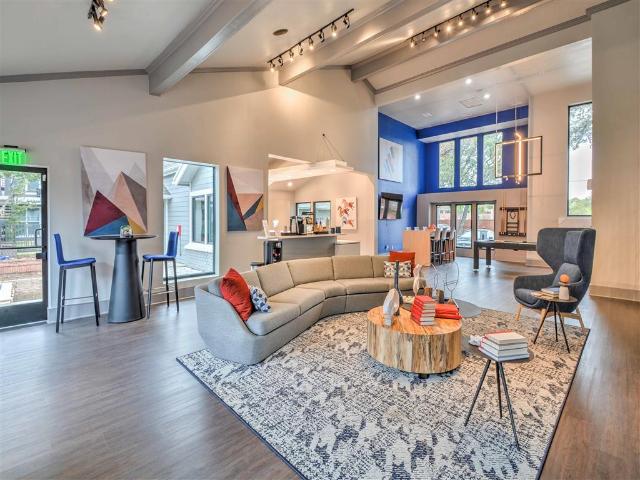 2 BR, 2 BA Apartment 18600 Dallas Parkway Unit 1812, Dallas, TX 75287