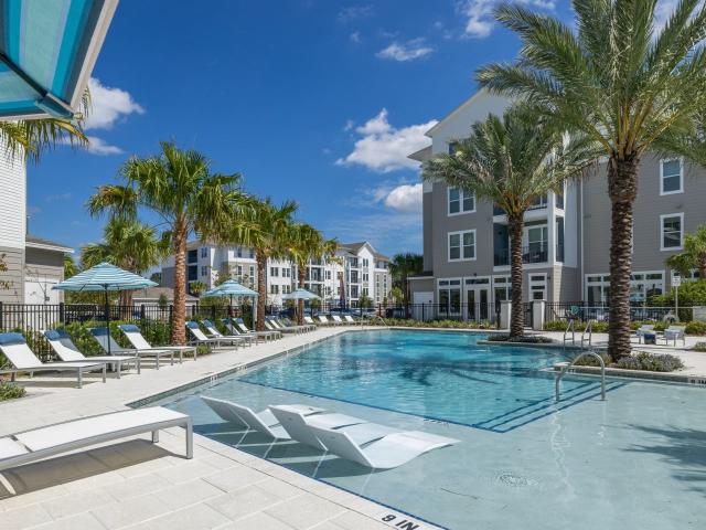 2 BR, 2 BA Apartment 1880 Southwest 43rd Street Unit 1106, Gainesville, FL 32607
