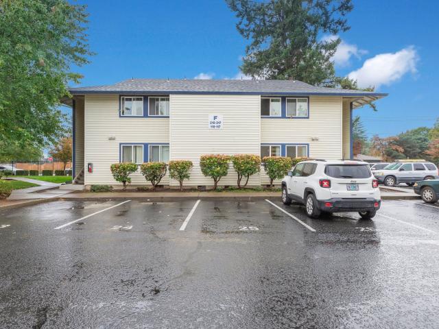 2 BR, 2 BA Apartment 18837 SE Yamhill Street Unit 117, Portland, OR 97233