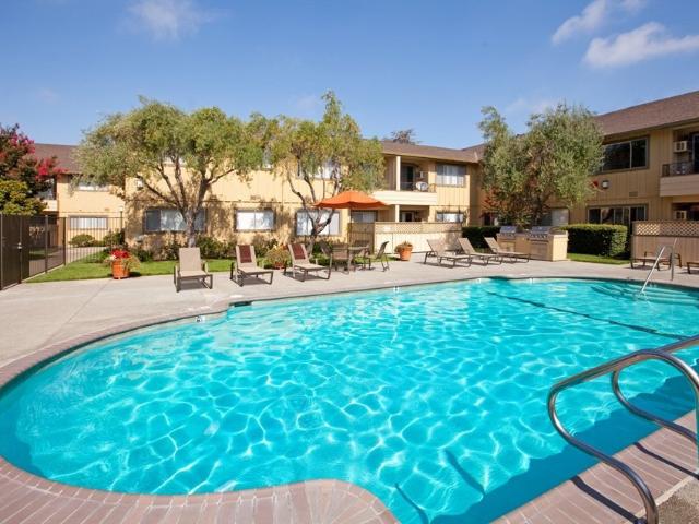 2 BR, 2 BA Apartment 1885 California Street Unit 14, Mountain View, CA 94041