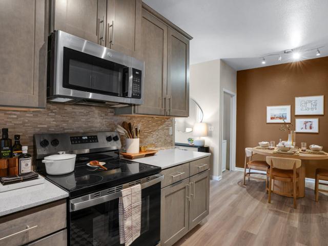 2 BR, 2 BA Apartment 1889 W Queen Creek Rd Unit 1108, Chandler, AZ 85248