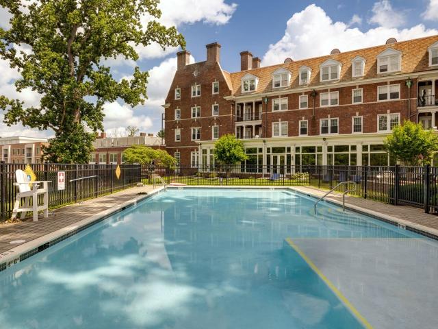 2 BR, 2 BA Apartment 18 East Lancaster Avenue Unit PH 02, Wynnewood, PA 19096