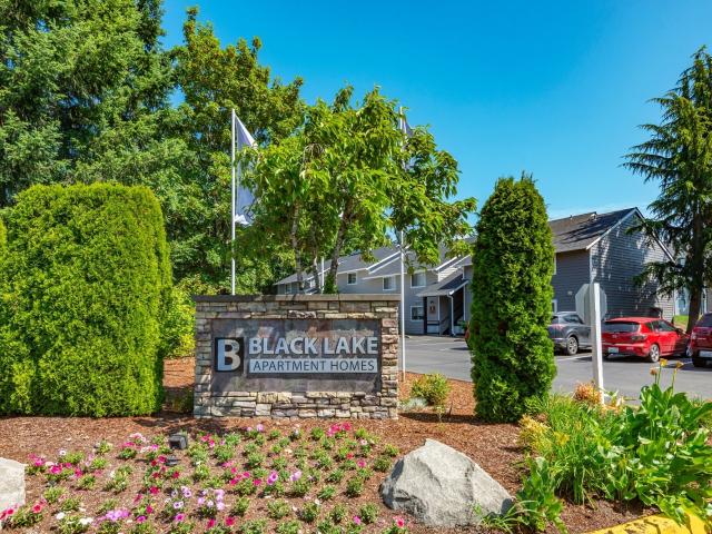 2 BR, 2 BA Apartment 1900 Black Lake Boulevard Southwest Unit LL 09, Olympia, WA 98502