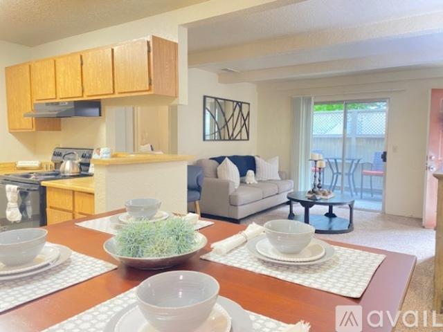 2 BR, 2 BA Apartment 1900 Oakdale Road, Unit 46, Modesto, CA 95355