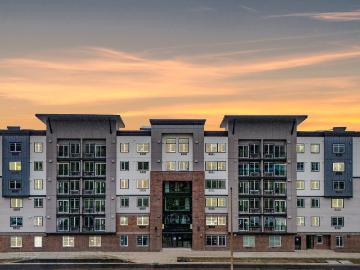 2 BR, 2 BA Apartment 1915 Tacoma Avenue South Unit 102, Tacoma, WA 98402