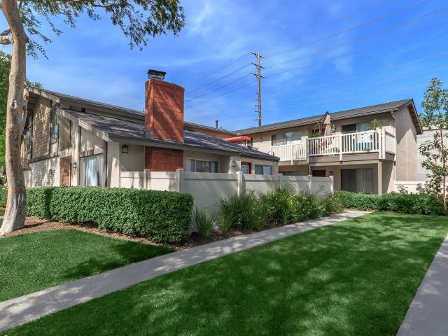 2 BR, 2 BA Apartment 1918 East Vanowen Avenue Unit 15B, Orange, CA 92867
