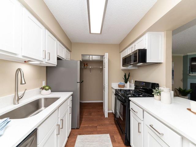 2 BR, 2 BA Apartment 1920 Gunbarrel Road Unit 1205, Chattanooga, TN 37421