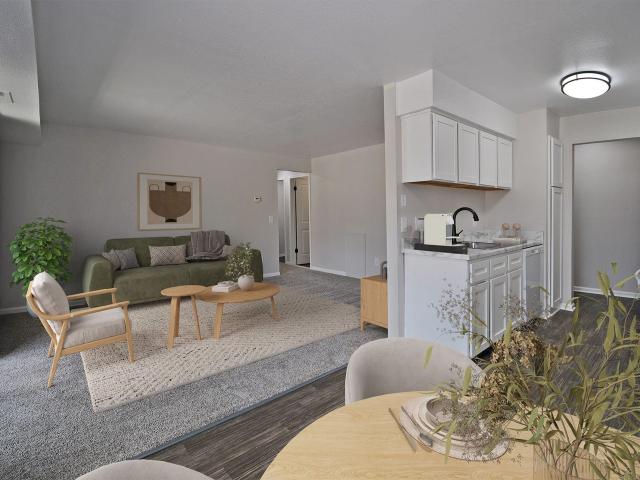 2 BR, 2 BA Apartment 19276 Merriman Road Unit 19266, Livonia, MI 48152