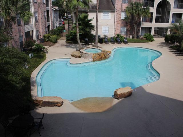 2 BR, 2 BA Apartment 19321 Park Row Unit 1308, Houston, TX 77084