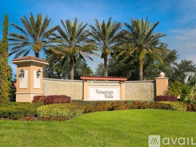2 BR, 2 BA Apartment 1940 Batello Drive, Venice, FL 34292