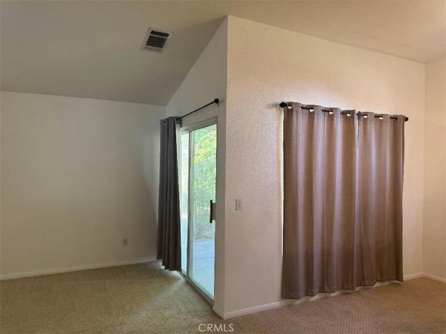 2 BR, 2 BA Apartment 19569 St Andrews Way, Apple Valley, CA 92308