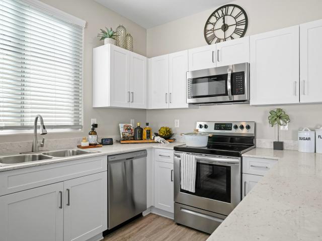 2 BR, 2 BA Apartment 195 N 173rd Ave Unit 004, Goodyear, AZ 85338
