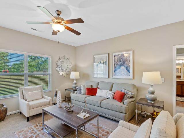 2 BR, 2 BA Apartment 196 Maxwell Lane Unit 105MB, Harrison, OH 45030