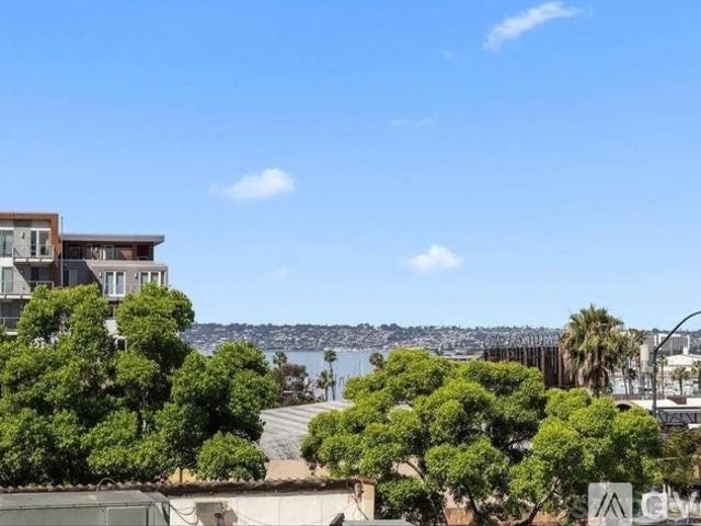2 BR, 2 BA Apartment 1970 Columbia St, Unit 513, San Diego, CA 92101