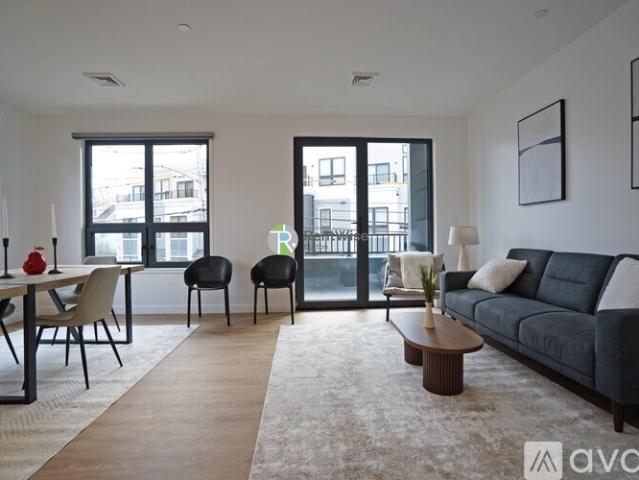 2 BR, 2 BA Apartment 199 Gardner Street, Unit 206, Boston, MA 02132