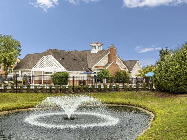2 BR, 2 BA Apartment 1000 Fawn Drive Unit 323, Williamstown, NJ 08094