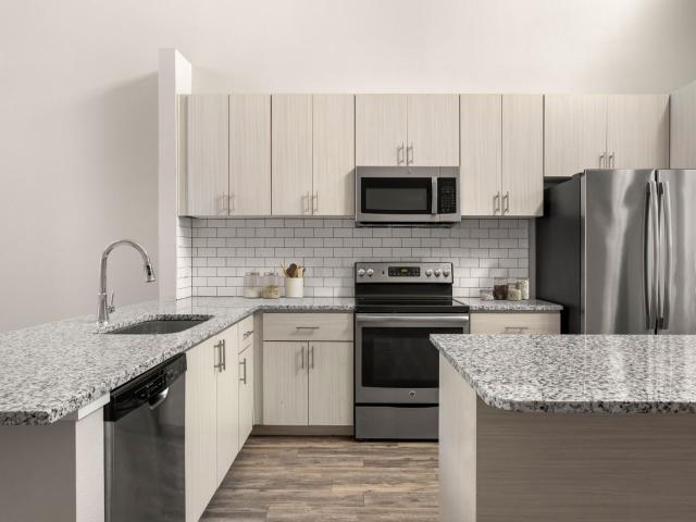 2 BR, 2 BA Apartment 1000 South Gilbert Road Unit 2054, Gilbert, AZ 85296