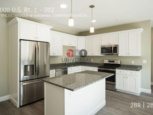 2 BR, 2 BA Apartment 1000 U.S. Rt. 1, York, ME 03909