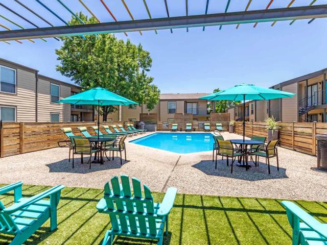 2 BR, 2 BA Apartment 1001 Harvey Road Unit 032, College Station, TX 77840